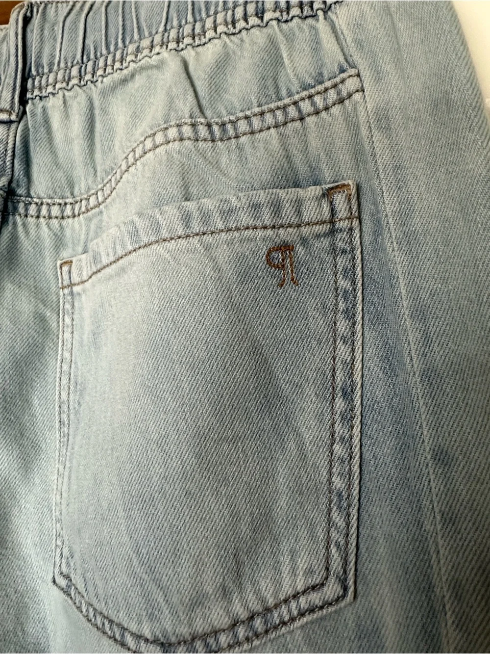 Pilcro by Anthropologie Adi Mid-Rise Flare Ditsy Jeans - Picture 8 of 11